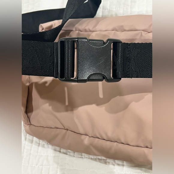 CALPAK :: BELT BAG - Picture 13 of 14